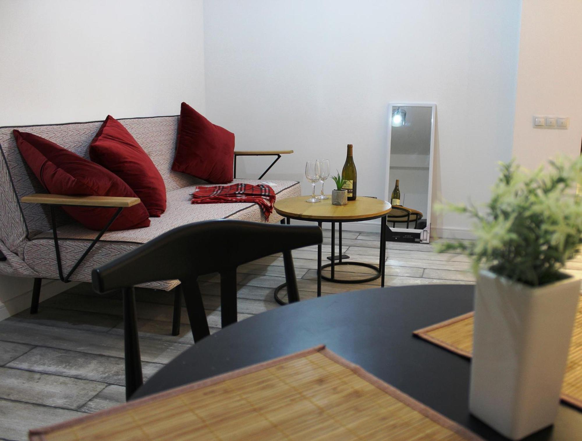 Style Apartments By Happy Place Тбилиси Екстериор снимка